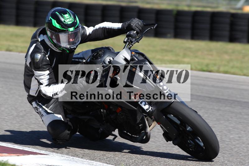 Archiv-2025/48 25.08.2025 Cornu Master School ADR/rot-rouge/38